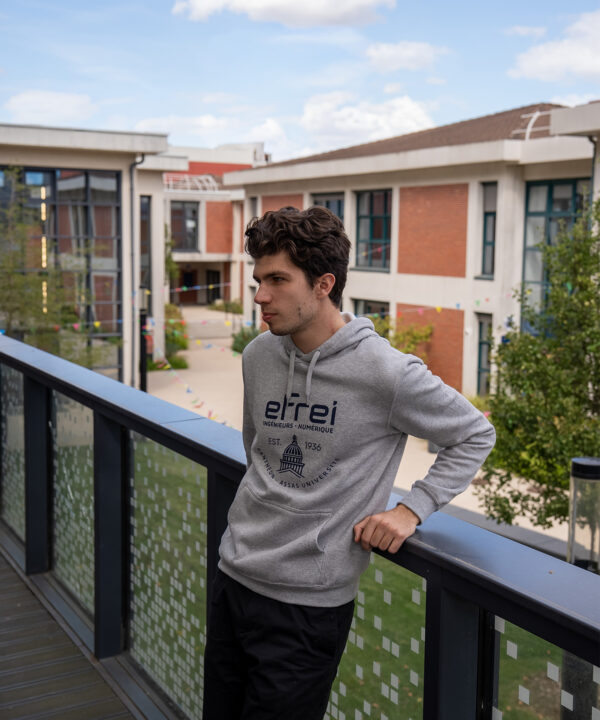 Le sweat must-wear du campus – Image 3